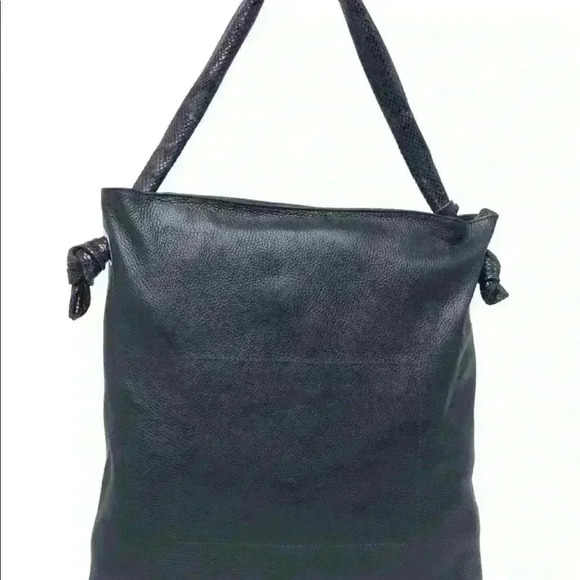 Persaman Snake Embossed Shoulder Bag - Picture 2 of 9